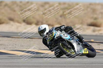 media/Oct-04-2025-CVMA (Sat) [[408bcdd6e4]]/Race 10-Amateur Supersport Middleweight/